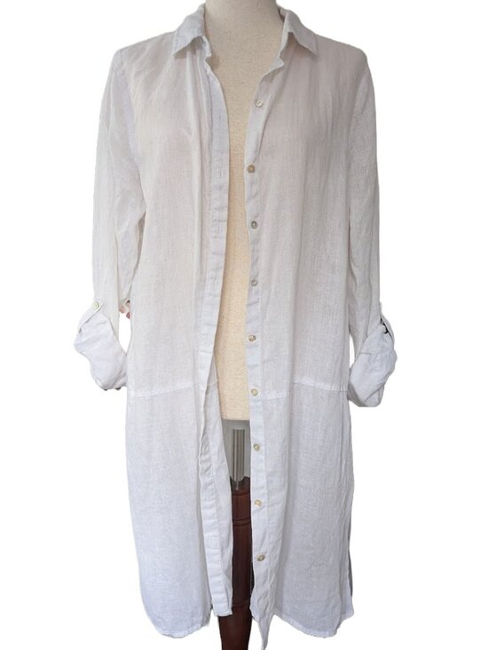 Tahari Tops - Tahari 100% Linen Button Down White Tunic